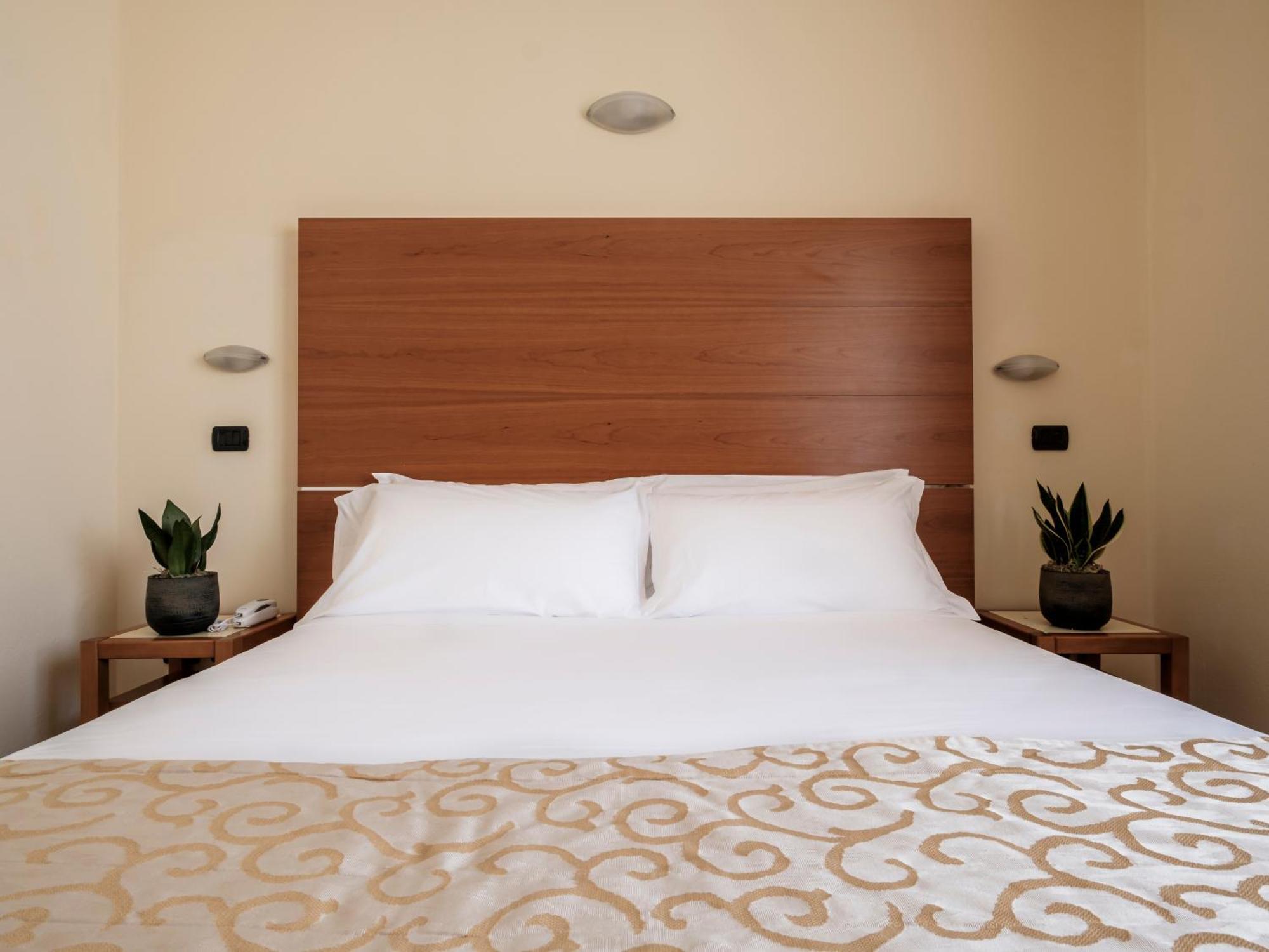 Hotel Lory Forlì Buitenkant foto